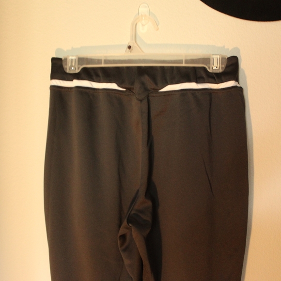 Nike Dri-Fit Sweatpants - Picture 4 of 4